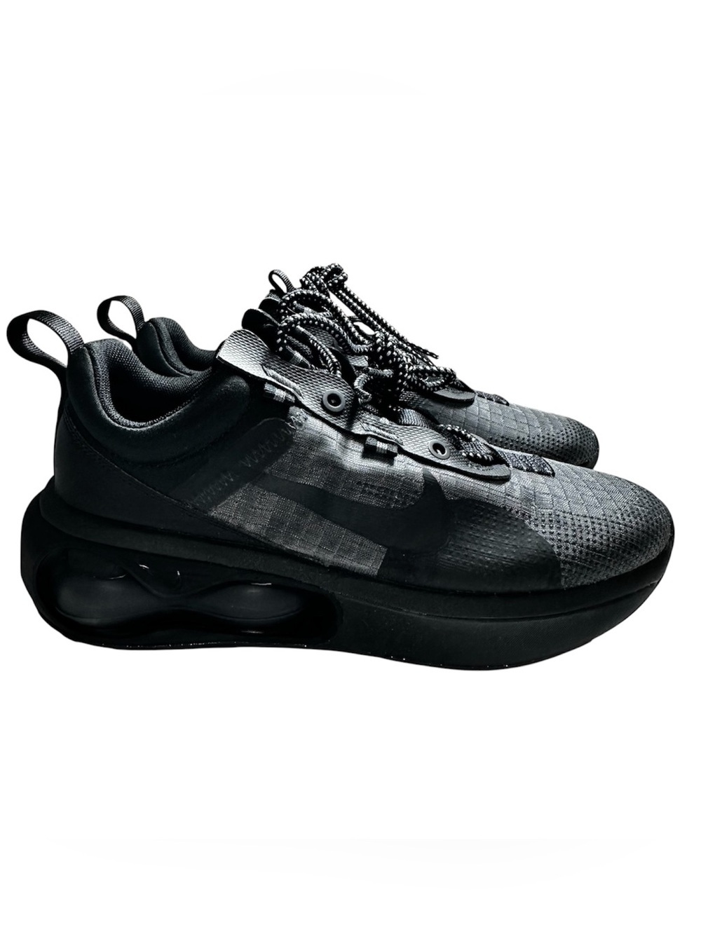 NIKE AIRMAX 2021 MSRP$160.00
